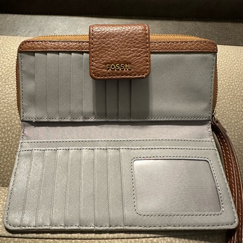 Fossil Leather Multi-Colored Wallet - Picture 3 of 7